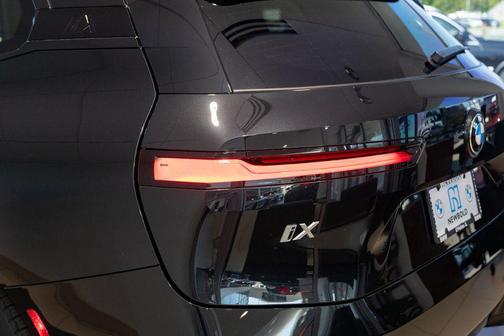 Black Sapphire Metallic 2026 BMW iX xDrive60