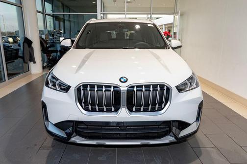 Alpine White 2026 BMW X1 xDrive28i