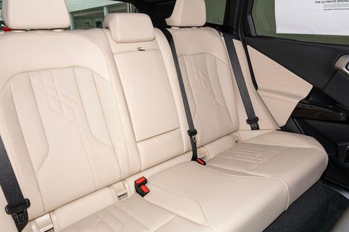 Mineral White Metallic 2026 BMW X3 30 xDrive