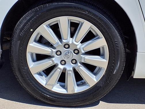2017 Toyota Sienna XLE Premium