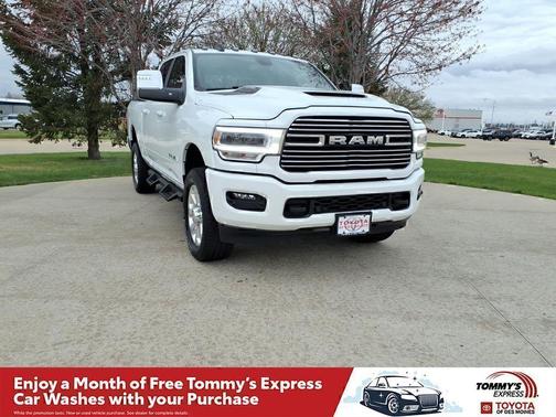 Bright White Clearcoat 2024 RAM 2500 Laramie Crew Cab 4x4 6'4' Box