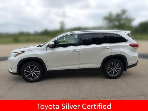 Blizzard Pearl 2019 Toyota Highlander XLE