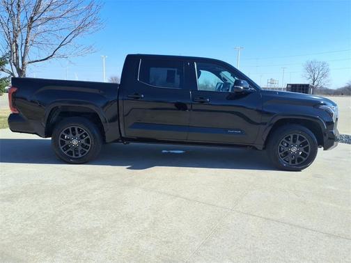 2023 Toyota Tundra Platinum