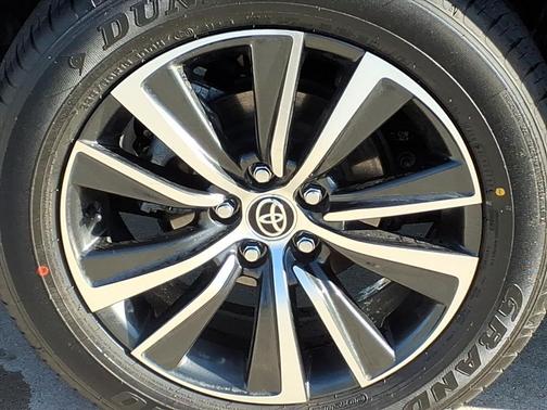 2023 Toyota Venza LE