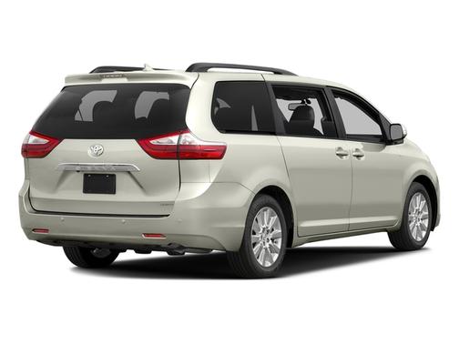 Blizzard Pearl 2017 Toyota Sienna XLE Premium