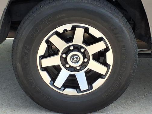 Magnetic Gray Metallic 2023 Toyota 4Runner TRD Off Road Premium