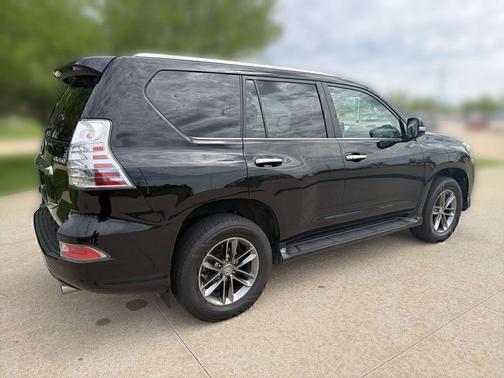 Black Onyx 2022 Lexus GX 460 Premium