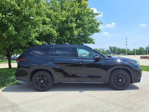 2024 Toyota Highlander XSE
