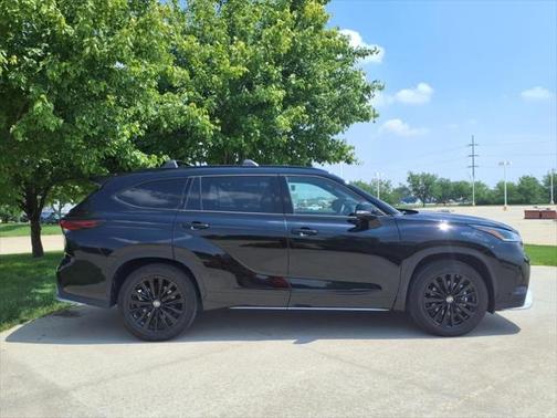 2024 Toyota Highlander XSE