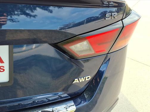 2021 Nissan Altima SR Intelligent AWD