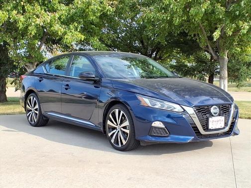 2021 Nissan Altima SR Intelligent AWD