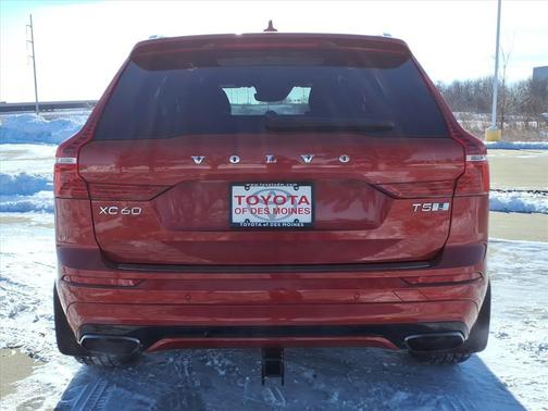 2020 Volvo XC60 T5 R-Design