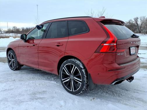 2020 Volvo XC60 T5 R-Design