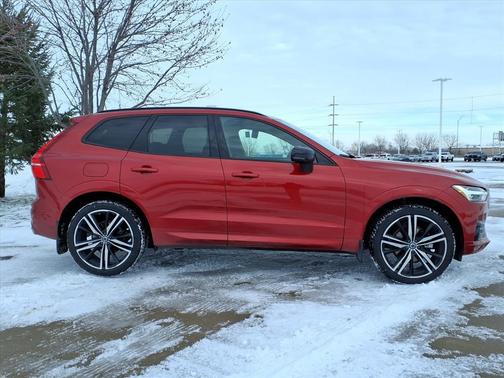 2020 Volvo XC60 T5 R-Design