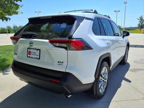 2019 Toyota RAV4 XLE Premium