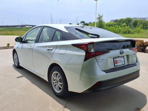 2022 Toyota Prius XLE