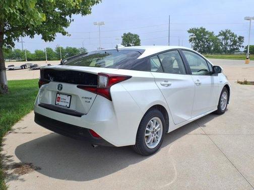 2022 Toyota Prius XLE