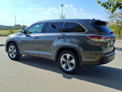 2016 Toyota Highlander Limited