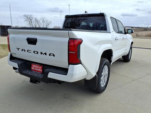 2025 Toyota Tacoma SR5