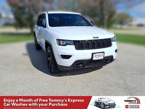 Bright White Clearcoat 2019 Jeep Grand Cherokee Upland