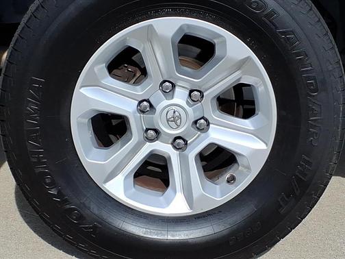2022 Toyota 4Runner SR5