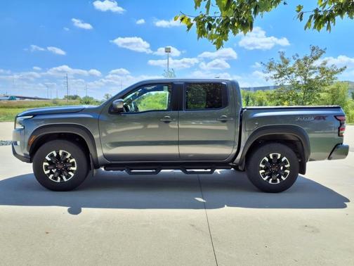 2022 Nissan Frontier PRO-4X