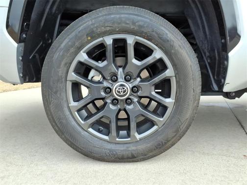 2024 Toyota Tundra Platinum