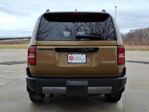 2024 Toyota Land Cruiser Base