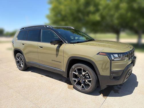 '41 2026 Jeep Cherokee Overland