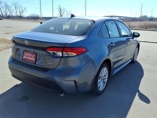 2026 Toyota Corolla Hybrid LE