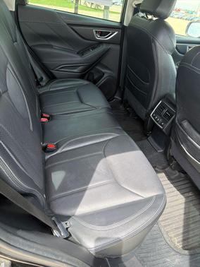 Crystal Black Silica 2022 Subaru Forester Touring