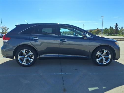 2010 Toyota Venza Base