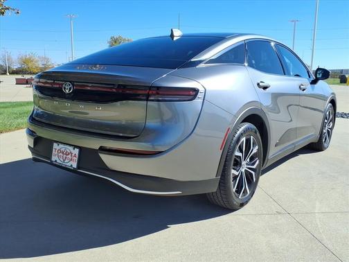 2023 Toyota Crown XLE