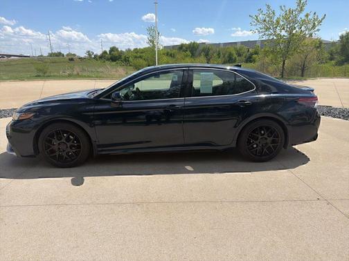 Galactic Aqua Mica 2021 Toyota Camry XSE