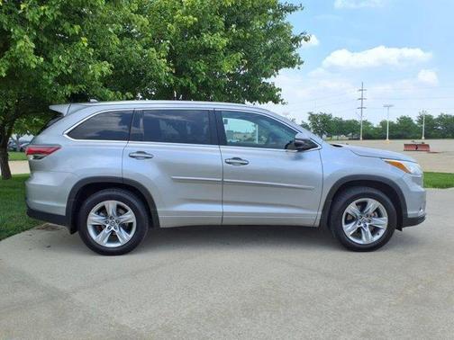 2016 Toyota Highlander Limited