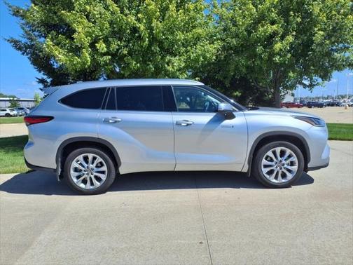 2021 Toyota Highlander Hybrid Limited