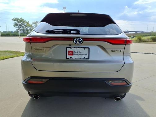 2022 Toyota Venza LE