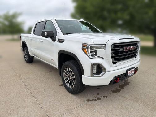 Summit White 2021 GMC Sierra 1500 AT4