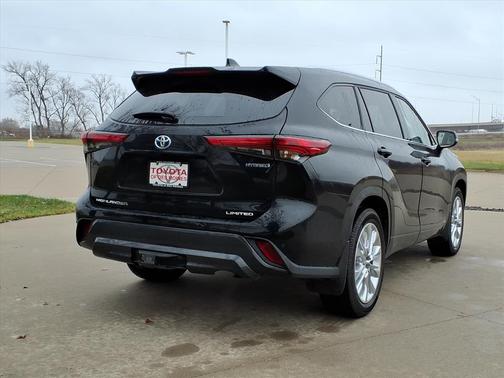 2023 Toyota Highlander Hybrid Limited