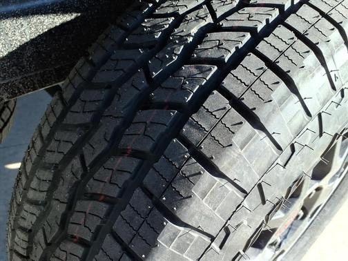 2025 Toyota Tacoma Hybrid TRD Off Road