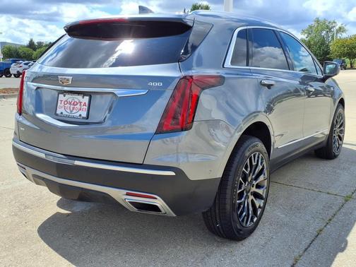 2020 Cadillac XT5 Premium Luxury
