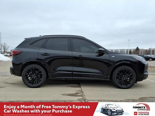 2025 Ford Escape ST-Line Elite