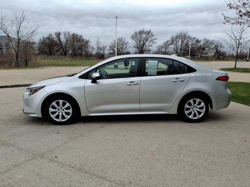 Classic Silver Metallic 2025 Toyota Corolla LE