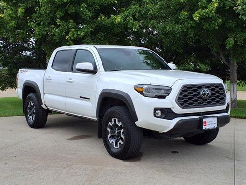 2023 Toyota Tacoma SR
