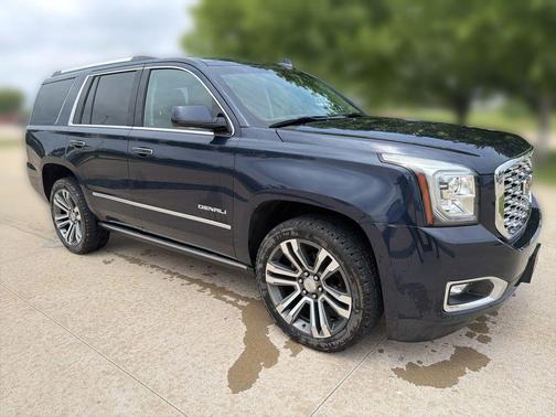 Dark Sapphire Blue Metallic 2019 GMC Yukon Denali