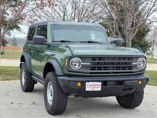 2022 Ford Bronco Base