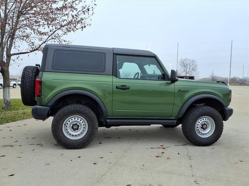 2022 Ford Bronco Base