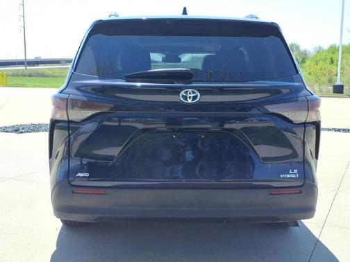 Blueprint 2023 Toyota Sienna LE