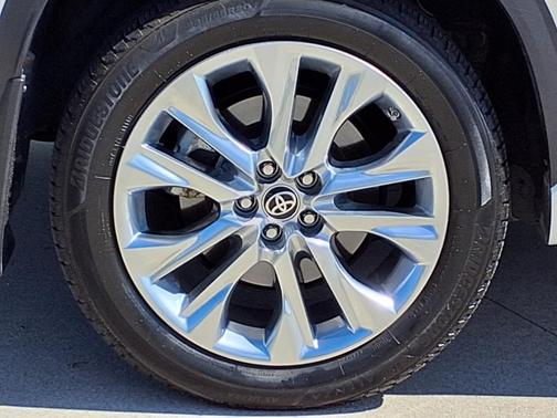 2022 Toyota Highlander Limited