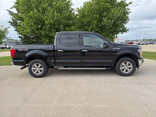 Black Metallic 2019 Ford F-150 XLT